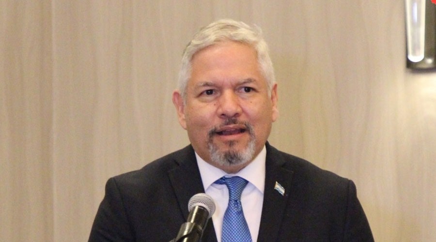 Excanciller Enrique Reina alerta sobre “golpe Electoral” en Honduras y acusa al CNE de encaminar un presidente de facto

 

 

 